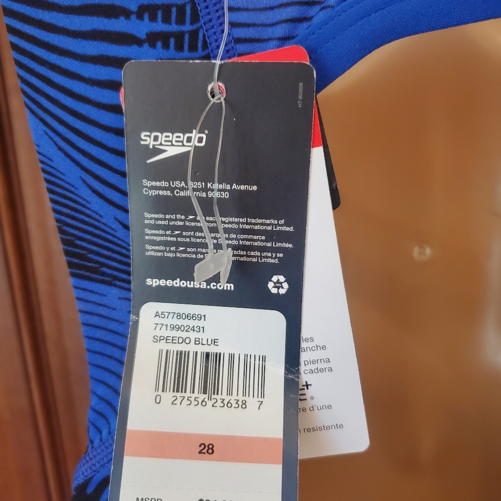 Speedo endurance suit size 28 - Picture 4 of 7